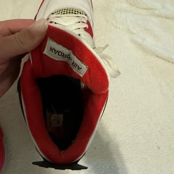 Jordan 4 Retro Fire Red (mens 9.5M) - Picture 5 of 11